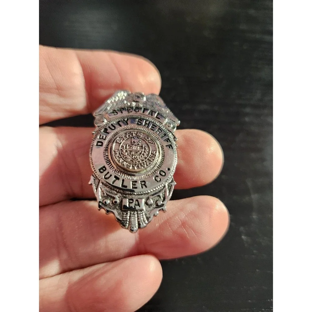 Obsolete Special Deputy Sheriff Badge Butler Co. PA Police Security Collectible